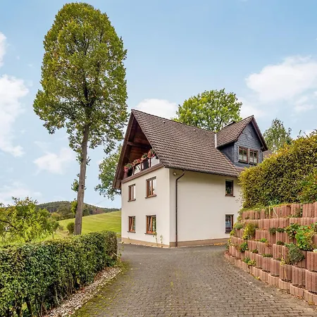 Bezaubernde In Kirchhundem, Cleaning Included 펜션
